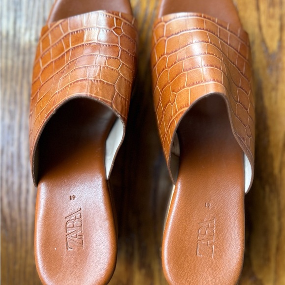 Zara Croc Brown Platform - Picture 3 of 8